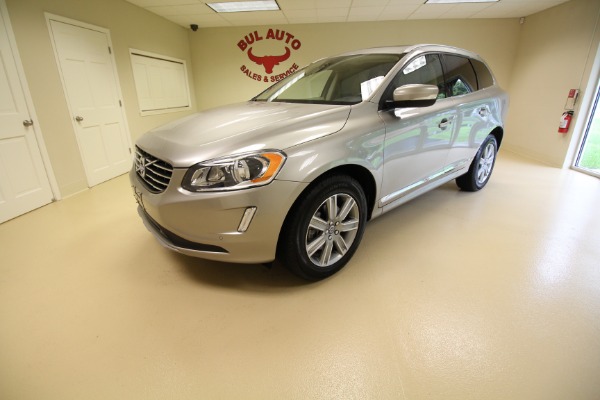 Used 2016 Volvo XC60 T6 Premier AWD for sale $24,990 at AAN Master 2027 in Gurnee IL 60031 2