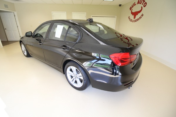 Used 2016 BMW 3-Series 328i xDrive Sedan for sale $24,990 at AAN Master 2027 in Gurnee IL 60031 5