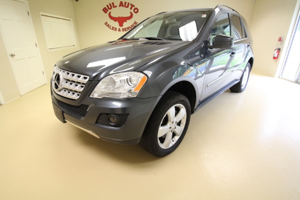 Used 2011 Mercedes-Benz M-Class ML350 4MATIC for sale $17,990 at AAN Master 2027 in Gurnee IL