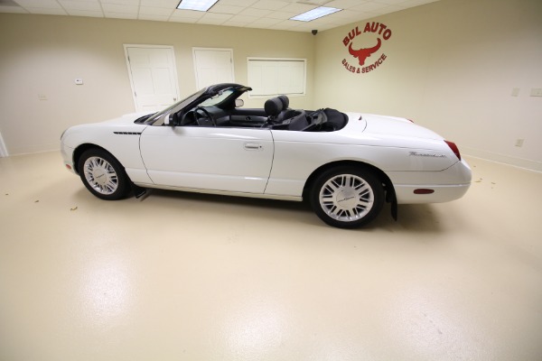 Used 2002 Ford Thunderbird Deluxe Hardtop for sale $18,990 at AAN Master 2027 in Gurnee IL 60031 5