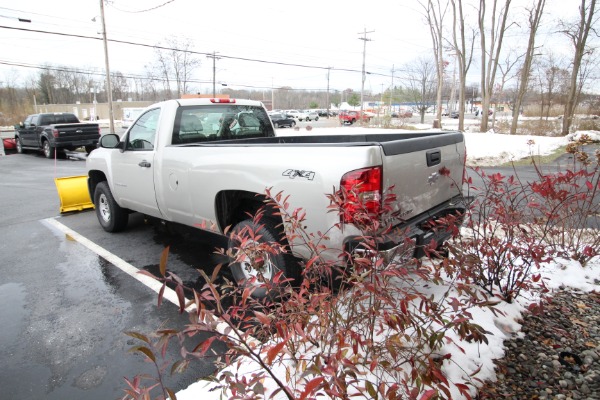 Used 2007 Chevrolet Silverado 2500HD Work Truck 4WD for sale $17,990 at AAN Master 2027 in Gurnee IL 60031 4