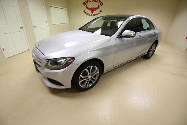 Used 2016 Mercedes-Benz C-Class C300 4MATIC Sedan for sale $27,990 at AAN Master 2027 in Gurnee IL 60031 3