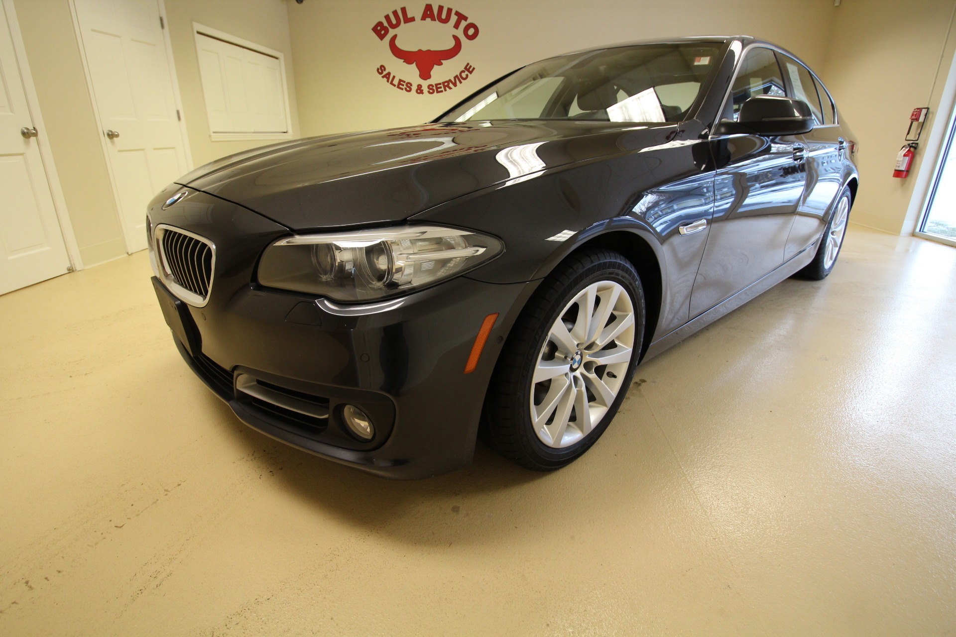 Used 2016 BMW 5-Series 535i xDrive for sale $31,990 at AAN Master 2027 in Gurnee IL 60031 1