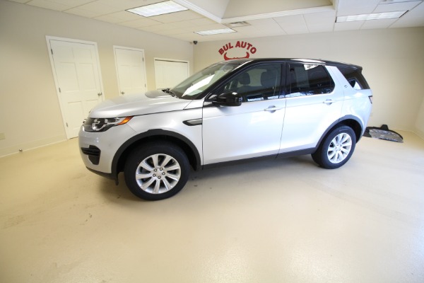 Used 2016 Land Rover Discovery Sport SE for sale $28,990 at AAN Master 2027 in Gurnee IL 60031 3