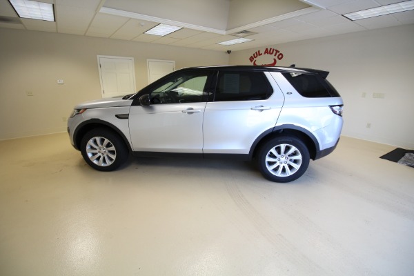 Used 2016 Land Rover Discovery Sport SE for sale $28,990 at AAN Master 2027 in Gurnee IL 60031 4