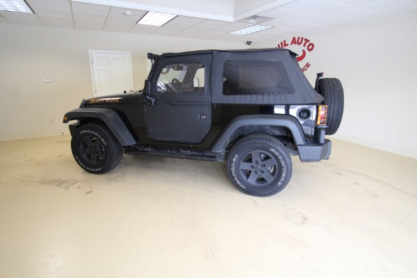 Used 2013 Jeep Wrangler Sport 4WD for sale $19,990 at AAN Master 2027 in Gurnee IL 60031 4