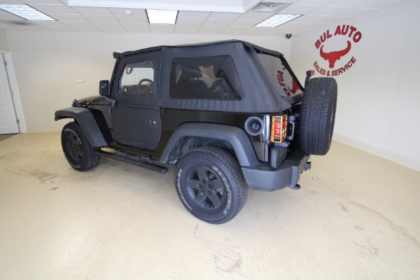 Used 2013 Jeep Wrangler Sport 4WD for sale $19,990 at AAN Master 2027 in Gurnee IL 60031 5
