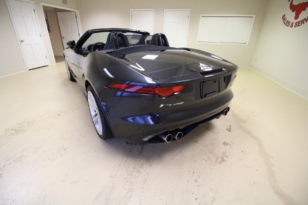 Used 2014 Jaguar F-Type V8 S for sale $41,990 at AAN Master 2027 in Gurnee IL 60031 6