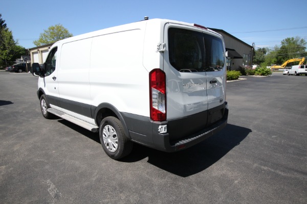Used 2018 Ford Transit 250 Van Low Roof 60/40 Pass.130-in. WB for sale $24,990 at AAN Master 2027 in Gurnee IL 60031 5