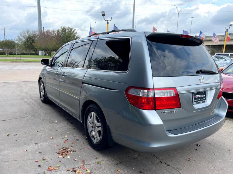 Used 2006 Honda Odyssey EX-L w/ DVD and Navigation for sale Sold at AAN Master 2027 in Gurnee IL 60031 5