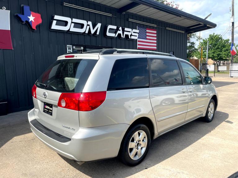 Used 2008 Toyota Sienna LE FWD 8-Passenger Seating for sale $6,990 at AAN Master 2027 in Gurnee IL 60031 3