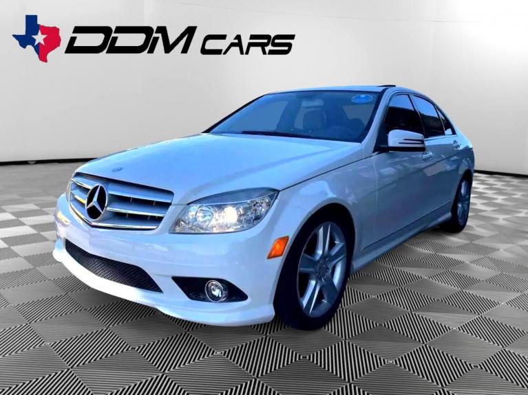 Used 2010 Mercedes-Benz C-Class C300 Luxury Sedan for sale $7,500 at AAN Master 2027 in Gurnee IL 60031 4