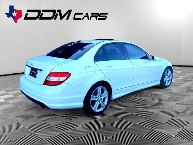 Used 2010 Mercedes-Benz C-Class C300 Luxury Sedan for sale $7,500 at AAN Master 2027 in Gurnee IL 60031 6