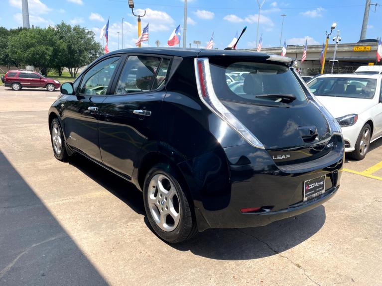Used 2012 Nissan Leaf SL for sale Sold at AAN Master 2027 in Gurnee IL 60031 6