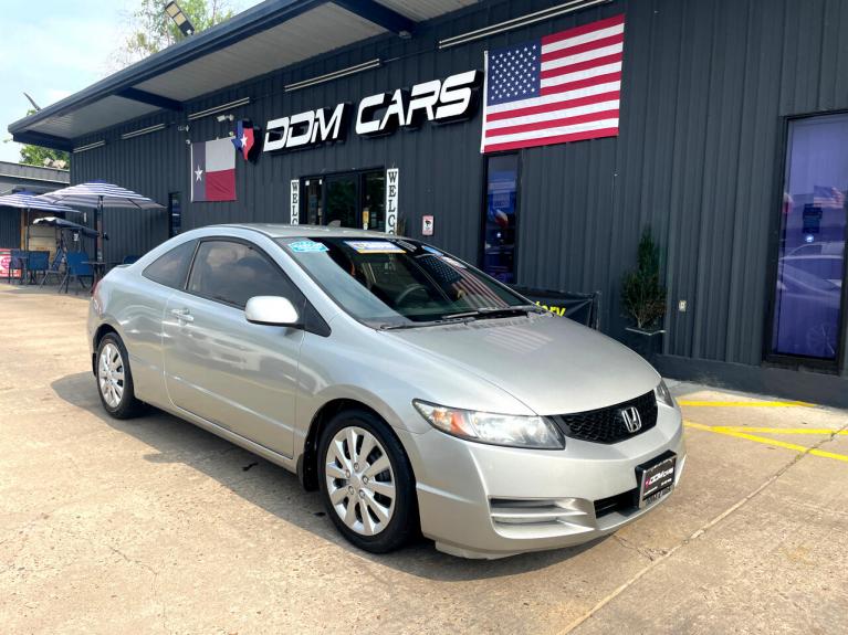 Used 2010 Honda Civic LX Coupe 5-Speed AT for sale Sold at AAN Master 2027 in Gurnee IL 60031 1