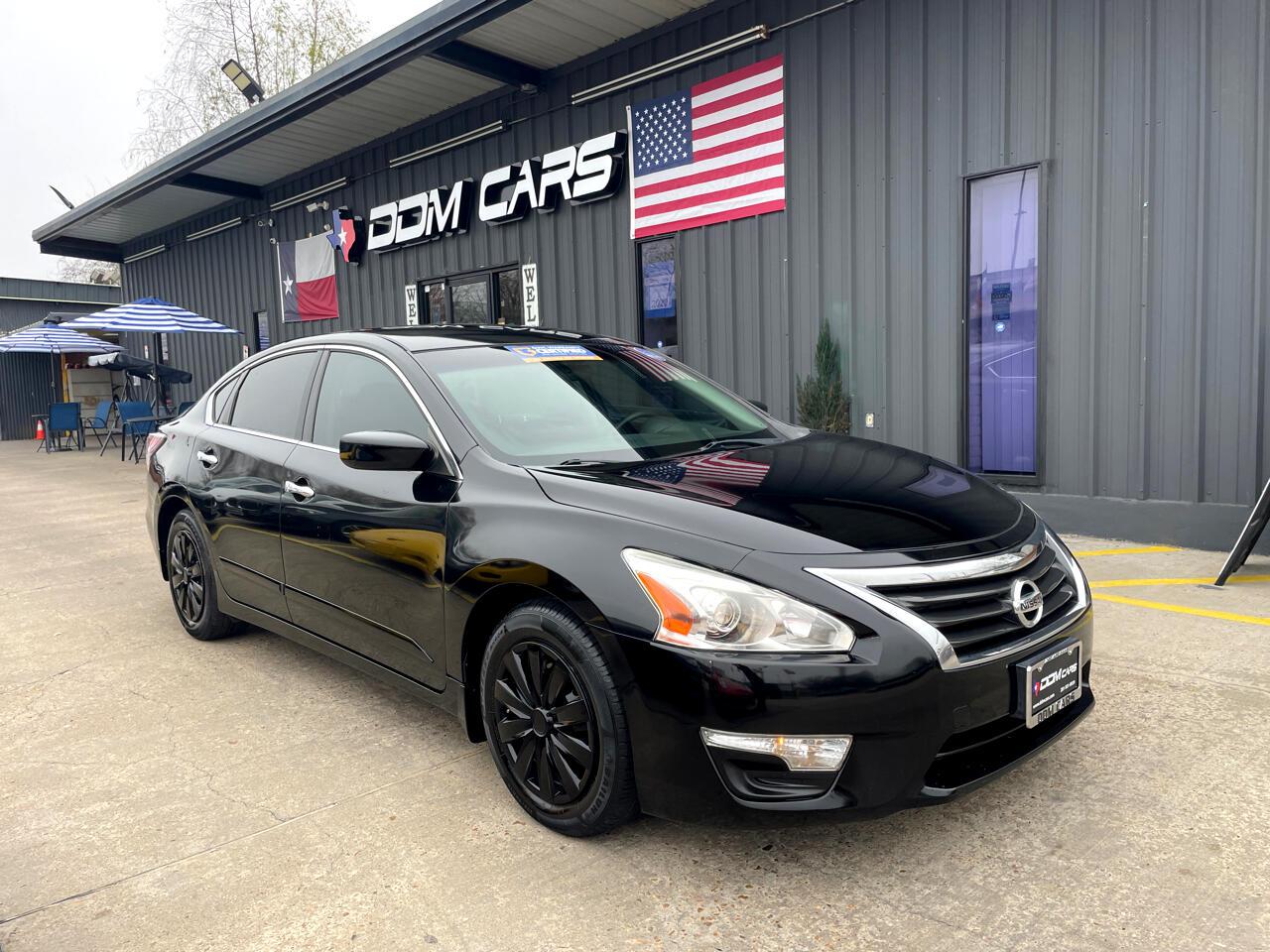 Used 2014 Nissan Altima 2.5 S for sale $9,995 at AAN Master 2027 in Gurnee IL 60031 1
