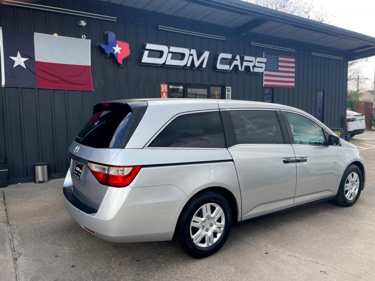 Used 2012 Honda Odyssey LX for sale Sold at AAN Master 2027 in Gurnee IL 60031 6