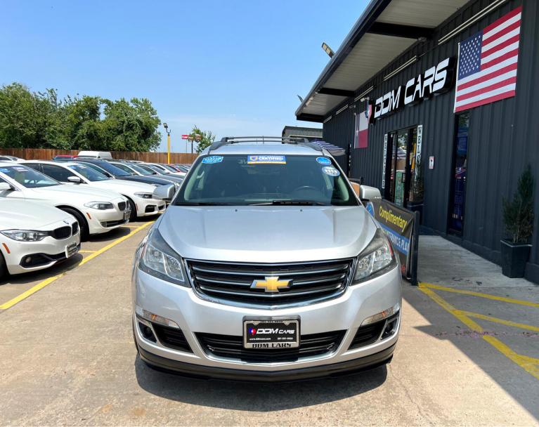 Used 2016 Chevrolet Traverse 1LT FWD for sale $10,995 at AAN Master 2027 in Gurnee IL 60031 3