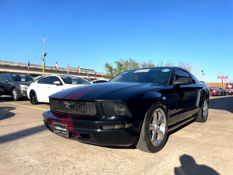 Used 2007 Ford Mustang GT Premium Coupe for sale Sold at AAN Master 2027 in Gurnee IL 60031 3