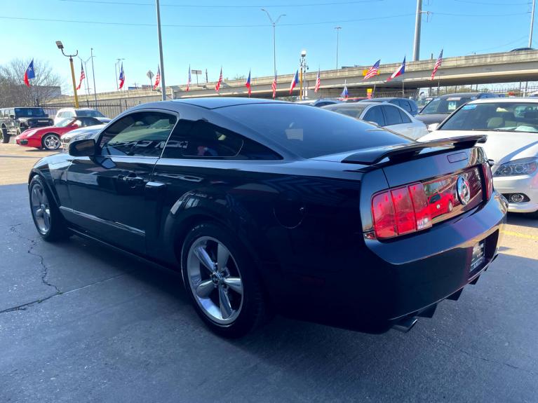 Used 2007 Ford Mustang GT Premium Coupe for sale Sold at AAN Master 2027 in Gurnee IL 60031 4