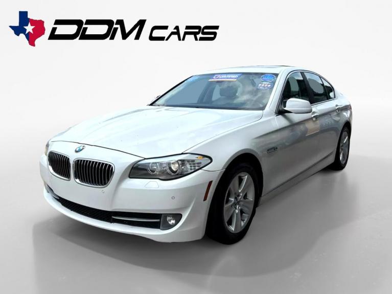 Used 2012 BMW 5-Series 528i for sale Sold at AAN Master 2027 in Gurnee IL 60031 4