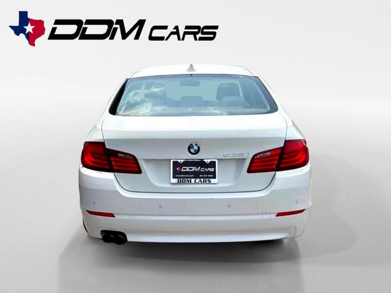 Used 2012 BMW 5-Series 528i for sale Sold at AAN Master 2027 in Gurnee IL 60031 6