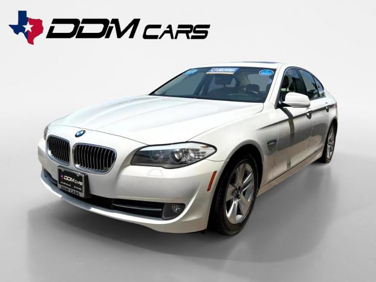 Used 2011 BMW 5-Series 528i for sale Sold at AAN Master 2027 in Gurnee IL 60031 4