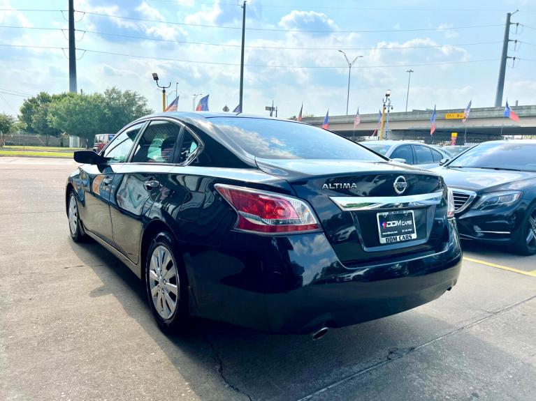 Used 2015 Nissan Altima 2.5 SL for sale Sold at AAN Master 2027 in Gurnee IL 60031 5