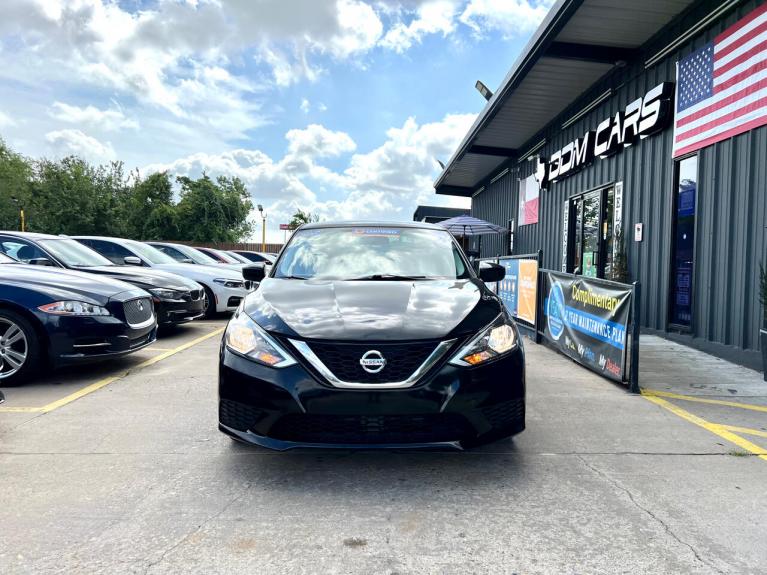 Used 2017 Nissan Sentra SV for sale Sold at AAN Master 2027 in Gurnee IL 60031 3