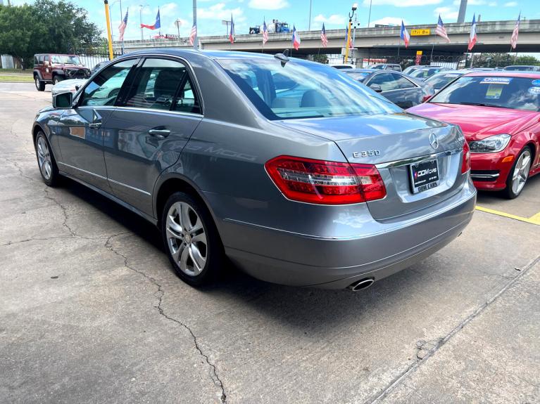 Used 2011 Mercedes-Benz E-Class E350 BlueTEC Sedan for sale Sold at AAN Master 2027 in Gurnee IL 60031 5