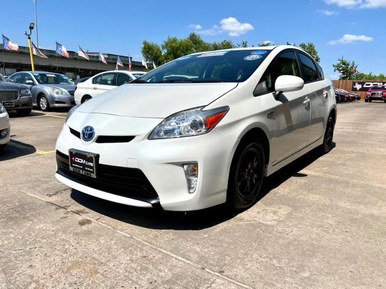 Used 2015 Toyota Prius Two for sale Sold at AAN Master 2027 in Gurnee IL 60031 4