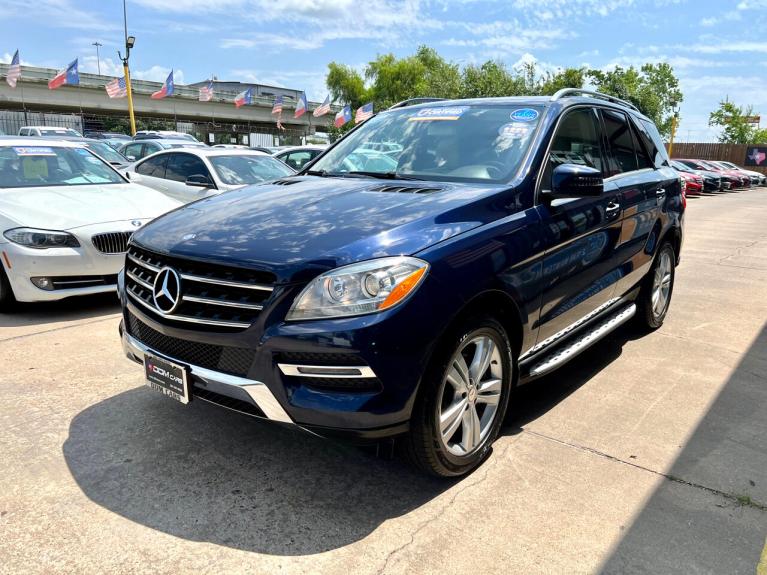 Used 2015 Mercedes-Benz M-Class ML350 for sale Sold at AAN Master 2027 in Gurnee IL 60031 4