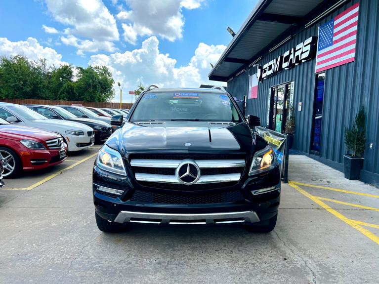 Used 2014 Mercedes-Benz GL-Class GL450 4MATIC for sale $17,995 at AAN Master 2027 in Gurnee IL 60031 3