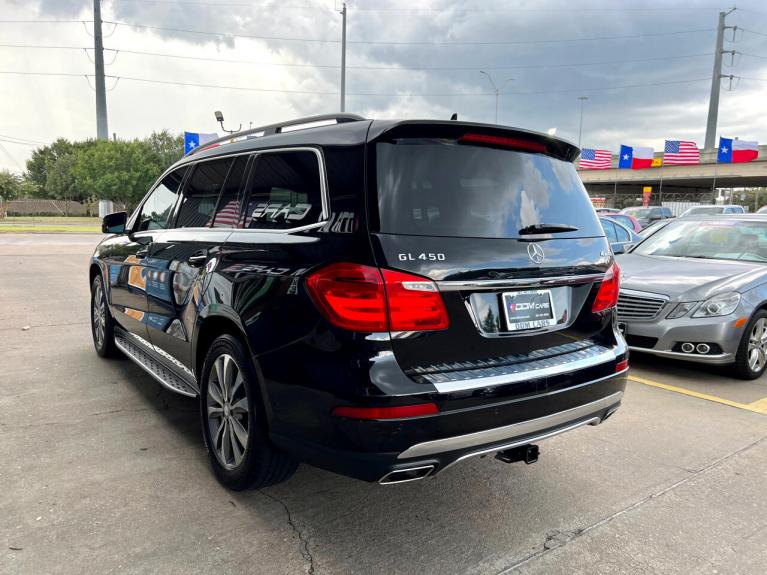 Used 2014 Mercedes-Benz GL-Class GL450 4MATIC for sale $17,995 at AAN Master 2027 in Gurnee IL 60031 5
