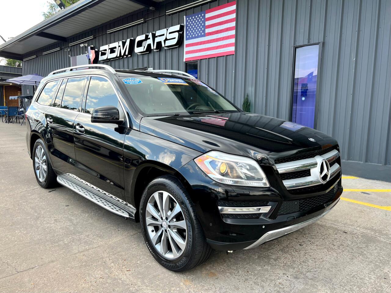 Used 2014 Mercedes-Benz GL-Class GL450 4MATIC for sale $17,995 at AAN Master 2027 in Gurnee IL 60031 1