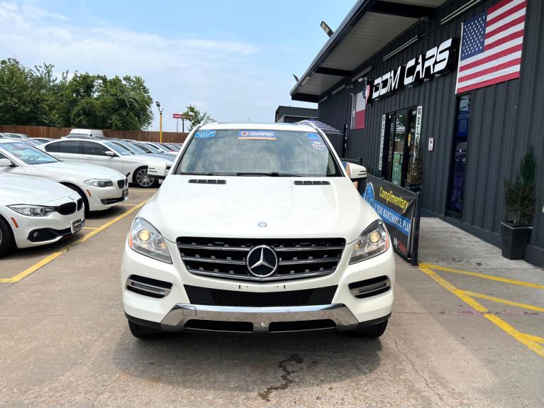 Used 2014 Mercedes-Benz M-Class ML350 4MATIC for sale $17,995 at AAN Master 2027 in Gurnee IL 60031 3