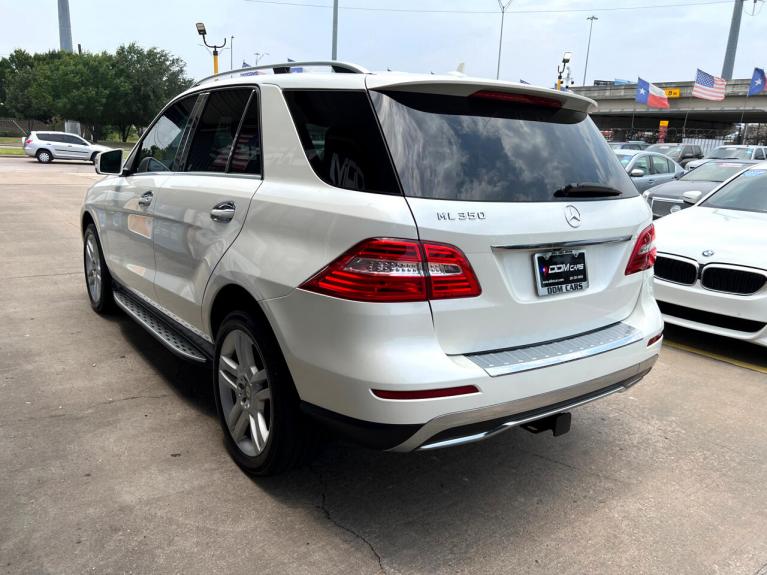 Used 2014 Mercedes-Benz M-Class ML350 4MATIC for sale $17,995 at AAN Master 2027 in Gurnee IL 60031 5