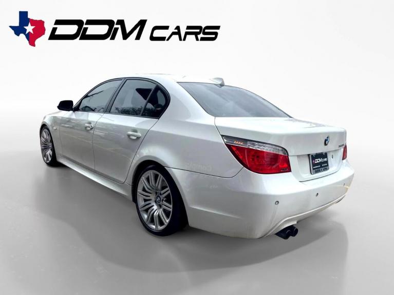 Used 2010 BMW 5-Series 550i for sale Sold at AAN Master 2027 in Gurnee IL 60031 5