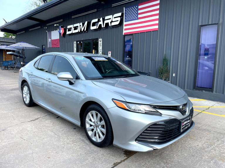 Used 2018 Toyota Camry LE for sale $19,995 at AAN Master 2027 in Gurnee IL
