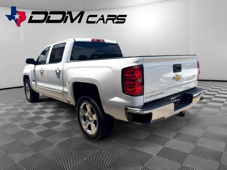 Used 2017 Chevrolet Silverado 1500 LT Crew Cab 2WD for sale Sold at AAN Master 2027 in Gurnee IL 60031 5