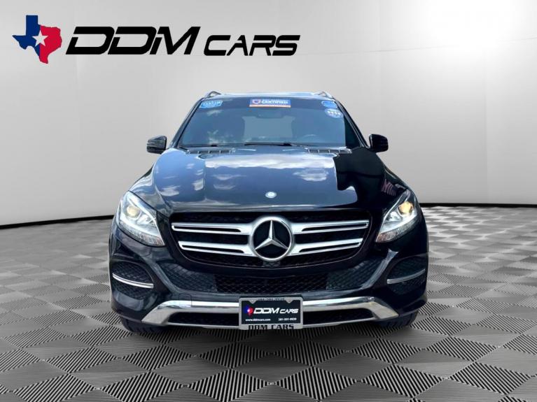Used 2017 Mercedes-Benz GLE-Class GLE350 for sale $29,995 at AAN Master 2027 in Gurnee IL 60031 3
