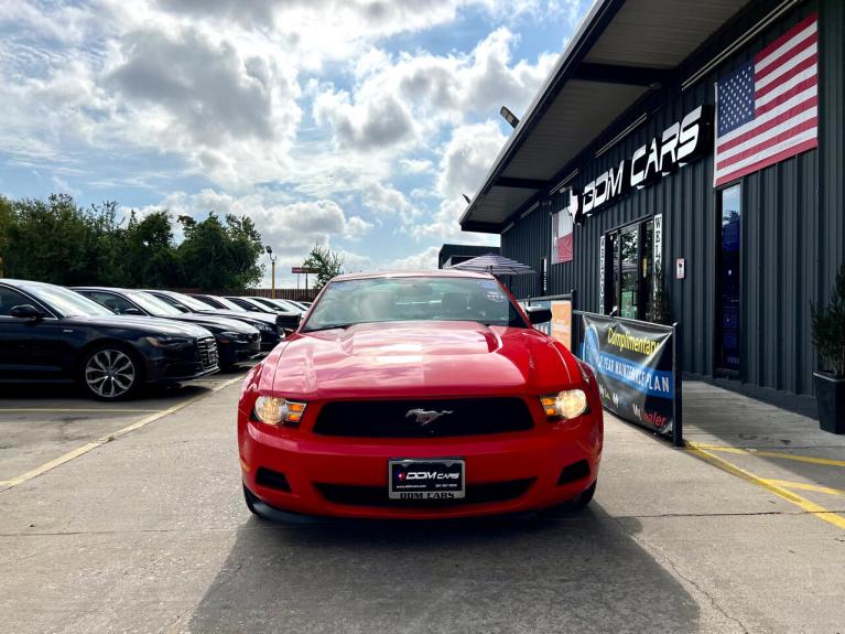 Used 2011 Ford Mustang V6 Coupe for sale $12,995 at AAN Master 2027 in Gurnee IL 60031 3