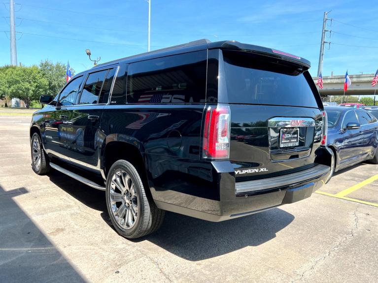 Used 2017 GMC Yukon XL SLE 2WD for sale Sold at AAN Master 2027 in Gurnee IL 60031 5