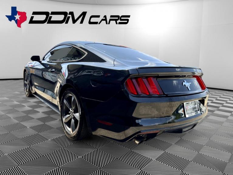 Used 2015 Ford Mustang V6 Coupe for sale Sold at AAN Master 2027 in Gurnee IL 60031 5