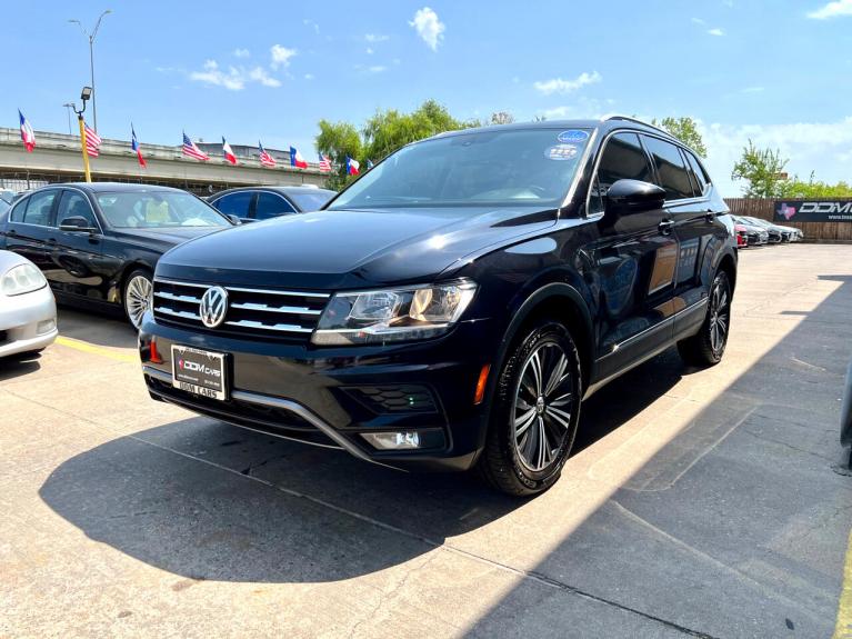 Used 2018 Volkswagen Tiguan SEL 4Motion AWD for sale Sold at AAN Master 2027 in Gurnee IL 60031 4