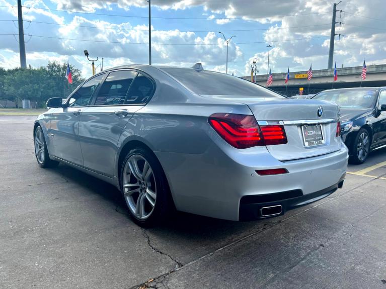 Used 2013 BMW 7-Series 750i for sale $13,995 at AAN Master 2027 in Gurnee IL 60031 5