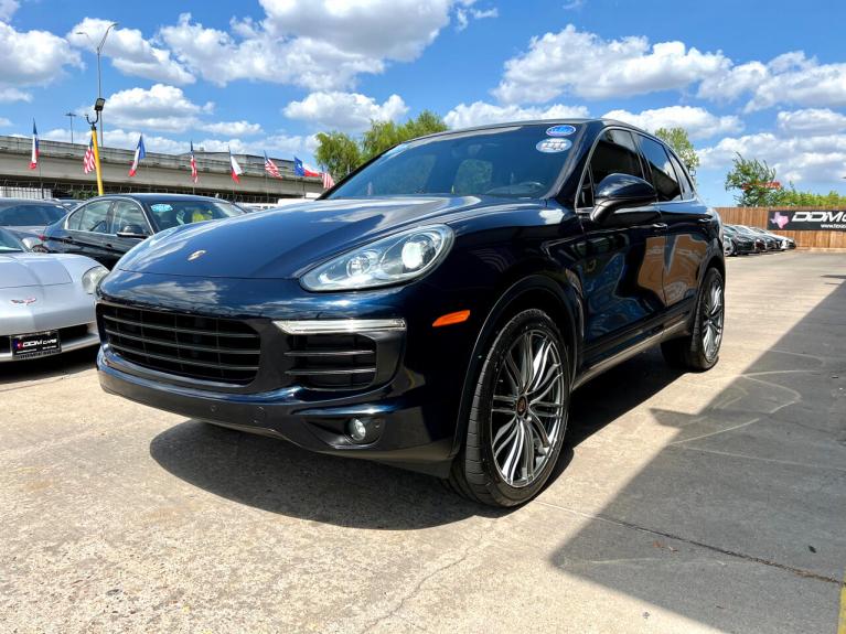 Used 2016 Porsche Cayenne Base for sale $25,995 at AAN Master 2027 in Gurnee IL 60031 4