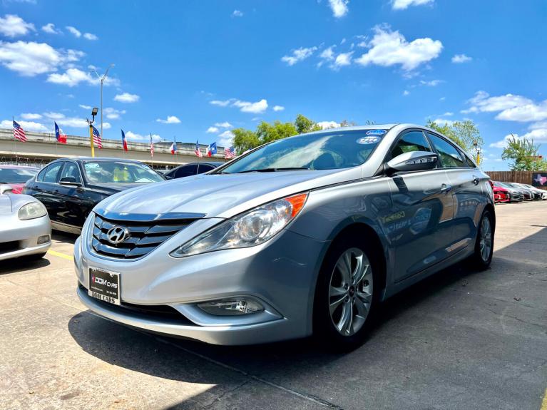 Used 2011 Hyundai Sonata Limited Auto for sale Sold at AAN Master 2027 in Gurnee IL 60031 4