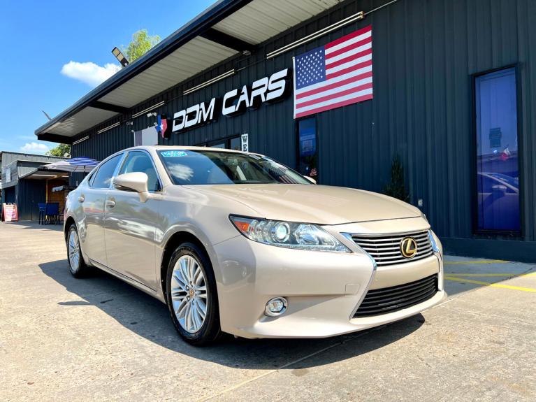 Used 2014 Lexus ES 350 Sedan for sale Sold at AAN Master 2027 in Gurnee IL 60031 1