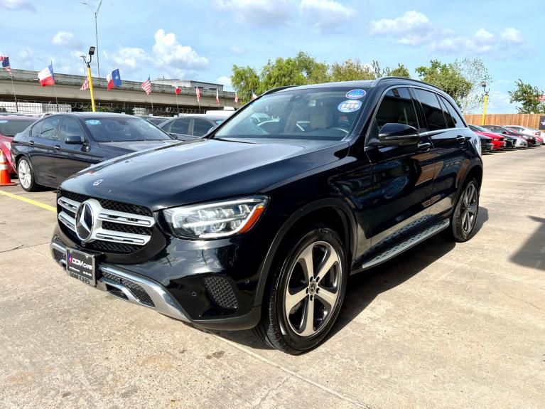 Used 2021 Mercedes-Benz GLC-Class GLC300 for sale $37,995 at AAN Master 2027 in Gurnee IL 60031 4